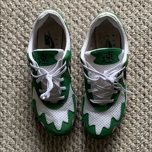 Nike Air Streak Lite